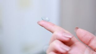 how to Start Using Contact Lenses
